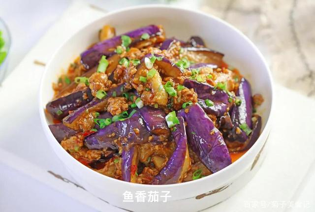 四川小吃排行榜前十名，四川美食排行榜前十名（讲讲四川的美食）