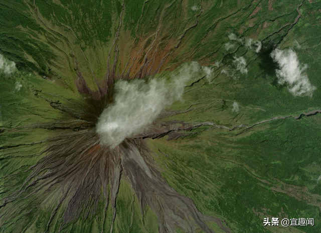 实拍菲律宾布卢桑火山喷发，菲律宾火山将喷发：为什么喷发