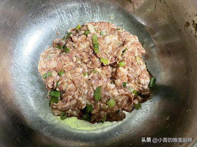 肉馅汤圆哪里人吃，猪肉汤圆是哪里的小吃（吃起来超过瘾）