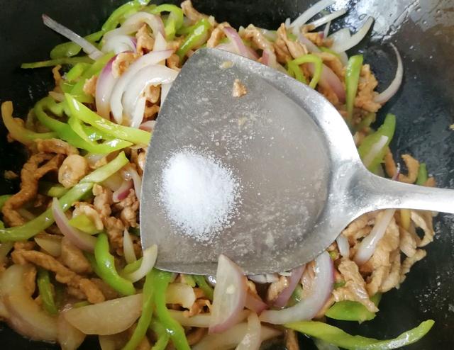 怎样做孜然炒肉，孜然炒肉咋做（孜然炒肉这样做）