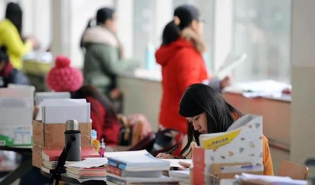 2021重庆科技学院研究生招生专业目录含研究生考试科目，重庆科技学院2021年招生简章（考研界最膨胀的计算机专业）