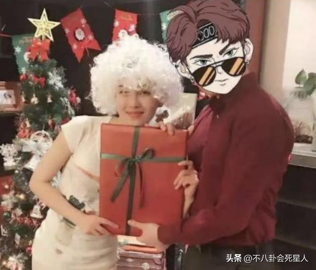 韩红和管彤的结婚照，韩红和管彤结婚照片集（频频被造谣的央视主持）