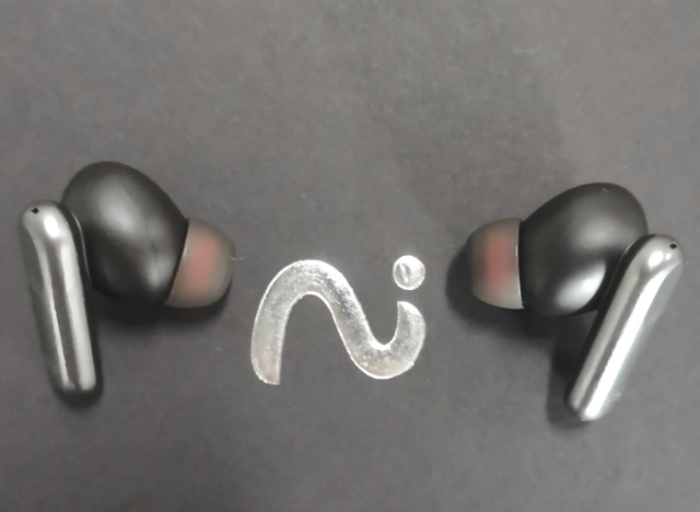 手机录的录音怎么降噪，手机录的录音怎么降噪音（iFLYBUDS）