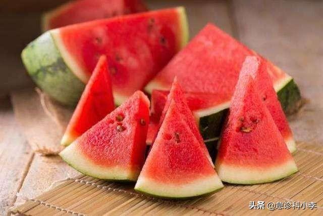 感冒可以吃西瓜吗，咳嗽可以吃西瓜吗（爱吃西瓜的人注意了）