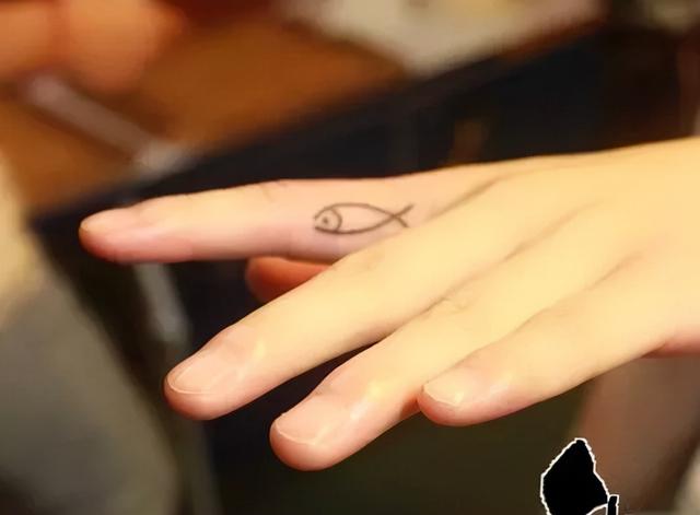 男人纹身纹什么运气好，男人纹身纹什么最好（爸妈能接受的纹身）