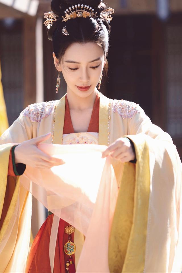 杨颖古装造型曝出，杨颖古装颜值（angelababy《相思令》古装造型首发）