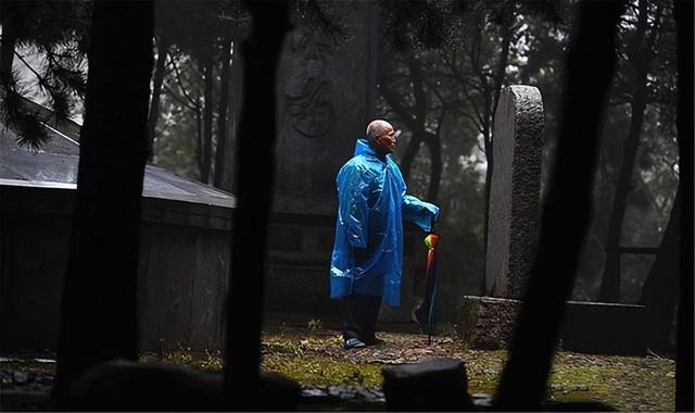 大清灭亡的最后几天，至今为何还有人守皇陵