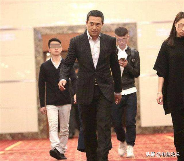 天涯赤子心剧情介绍，天涯赤子心剧情介绍详细（谍战巅峰剧《悬崖》演员现状）