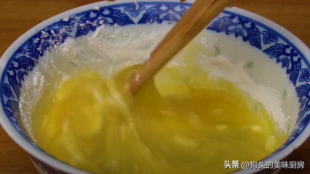 用平底锅做的鸡蛋卷为什么不脆，为什么自己做的鸡蛋卷不脆（孩子点名要吃的菜卷）