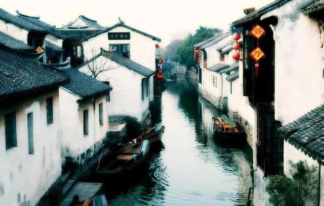 寄与陇头人的意思，一首小诗《赠范晔诗》