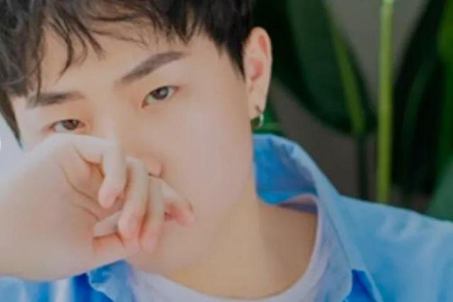 2019最新伤感情歌，悲伤歌曲排行榜（盘点2022年10首抖音伤感神曲）