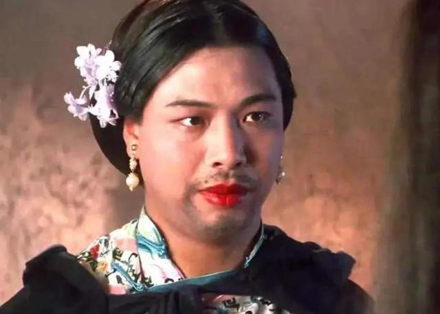 陈凯师到底长得什么样，陈凯师本人照近照（却偏要靠“丑角”）