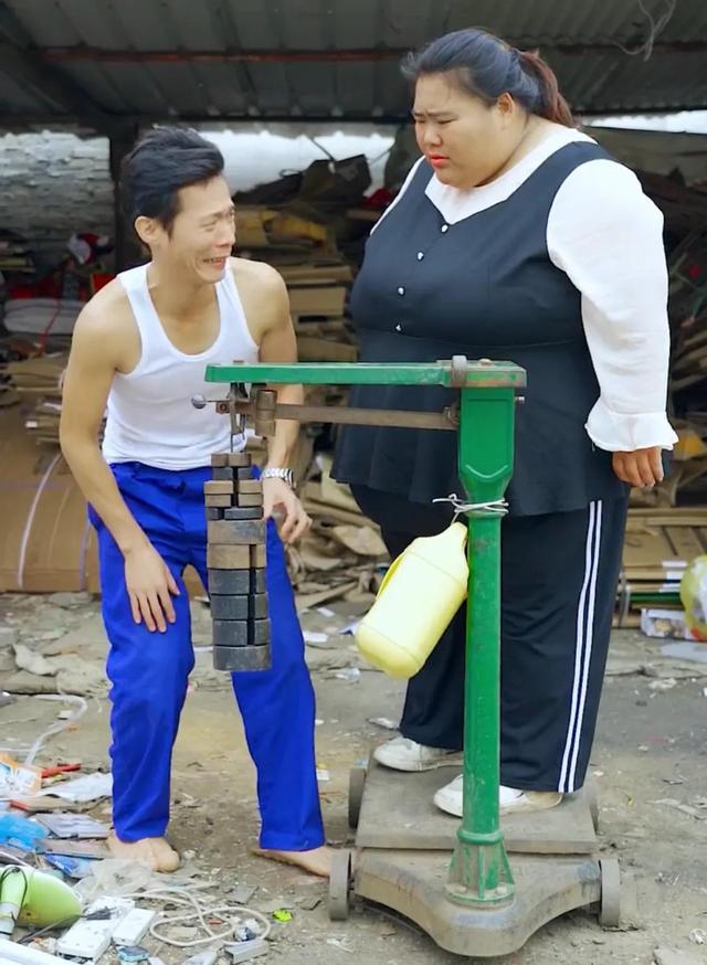 力大如什么,力大如什么词语(500斤女网红全网第一胖)
