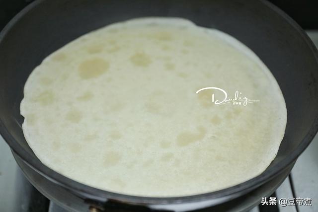 50斤大袋面粉怎么保存，50斤面粉用什么容器储存好（除了包子馒头还能做很多美食）