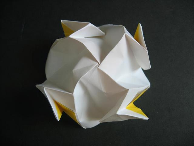 纸花瓶的折法图片