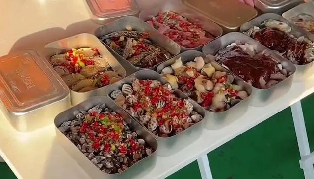 抖音网红饭怎么做，懒人饭抖音网红五彩饭腊肠饭（美食博主“我是晴天”顿顿鲍鱼龙虾）