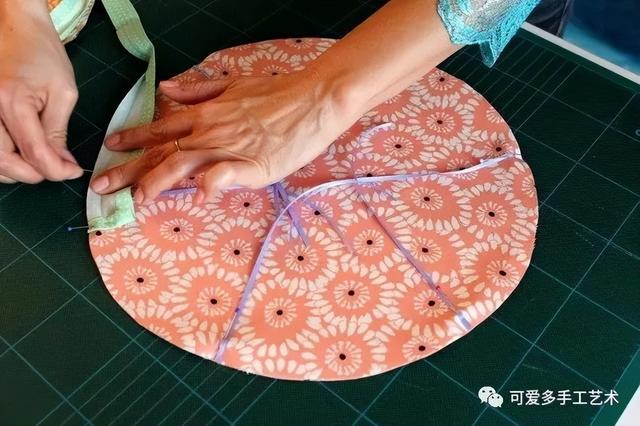 废旧物品手工制作，废旧物品手工制作（却成了多格的收纳袋和神器）