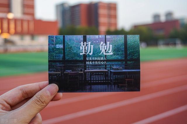 生活很苦的励志说说，感觉生活好累好压抑怎么办（激励自己奋斗的短句）