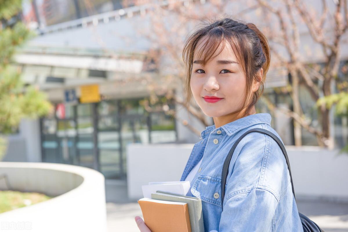 大四一般干什么，大四你该做什么（大一新生忙得连轴转）