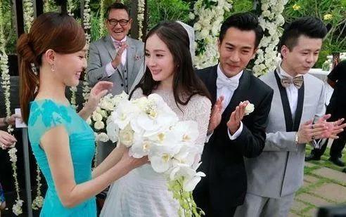 杨幂刘恺威婚礼直播，杨幂刘恺威婚礼背后的小秘密（笑得最甜的不是新郎新娘）
