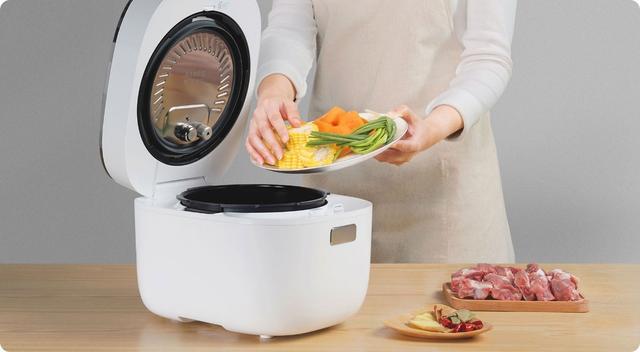 电压力锅和电饭煲有什么区别，电压力锅跟电饭煲有什么区别（为何那么多人都用电压力锅煮饭）