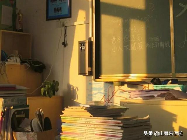 给孩子高考的祝福语，给孩子的高考祝福语简短句子（送给即将高考的莘莘学子励志祝福语录）