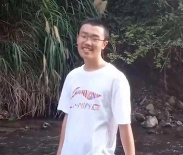 自缢是什么意思，自缢是什么意思解释（警方认定胡鑫宇是自缢死亡）