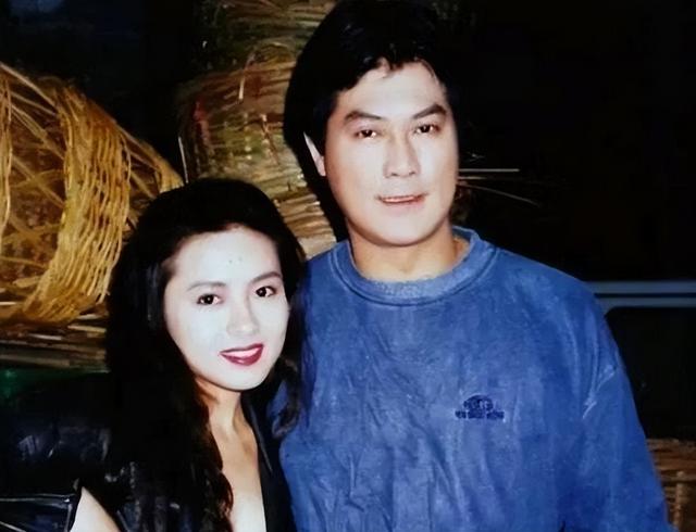 邓光荣为沈殿霞出头被人枪指头，2001年邓光荣晨跑被砍
