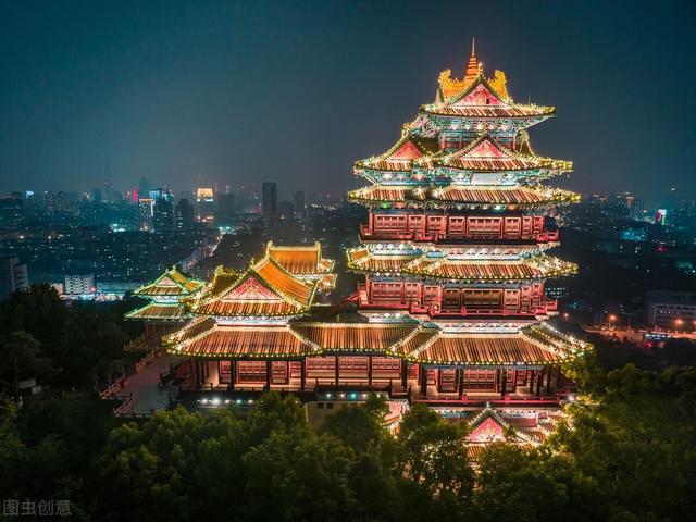 南京晚上哪里好玩的景点，上海旅游景点哪里好玩（共赴2022南京中秋佳节）