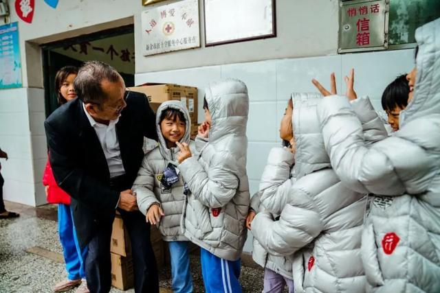 波司登什么档次，波司登是不是全球最好的羽绒服（都说波司登羽绒服不好）