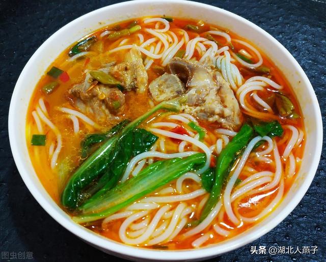 湖南最著名的小吃有哪些，湖南十大名小吃（湖南最出名的12道小吃）