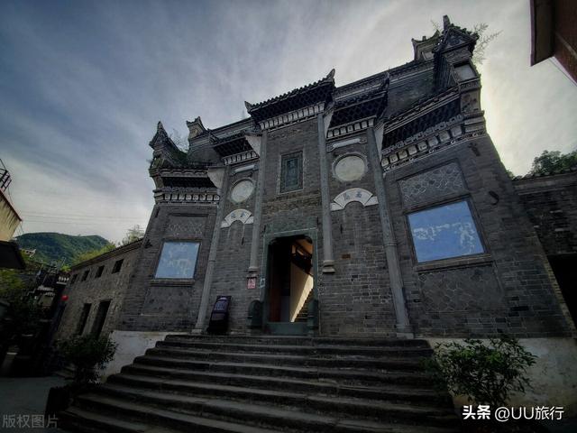 人生最值得去的古镇，中国的50个绝美古镇