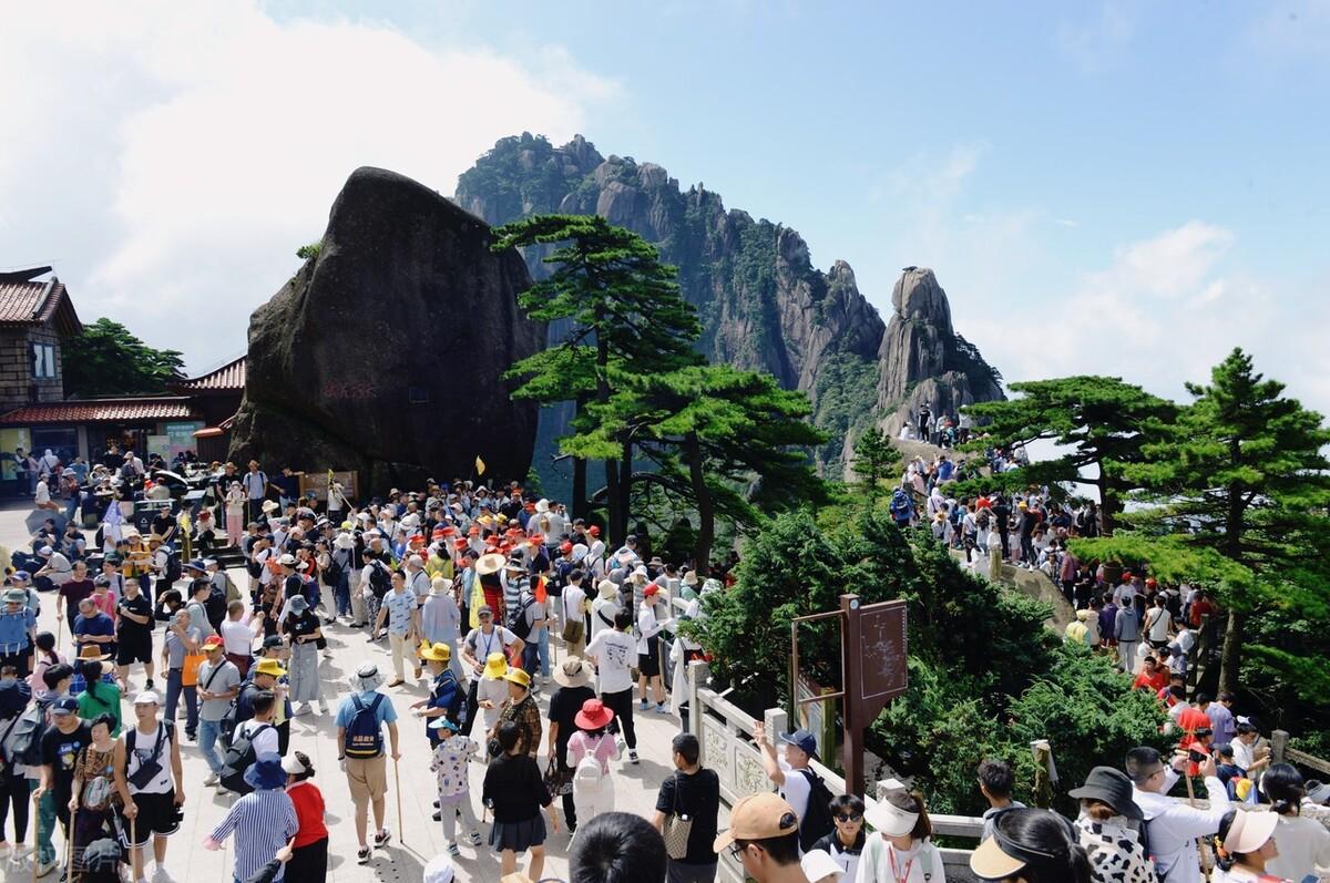 中国十大旅游胜地（国内值得一去的十大5A景区）