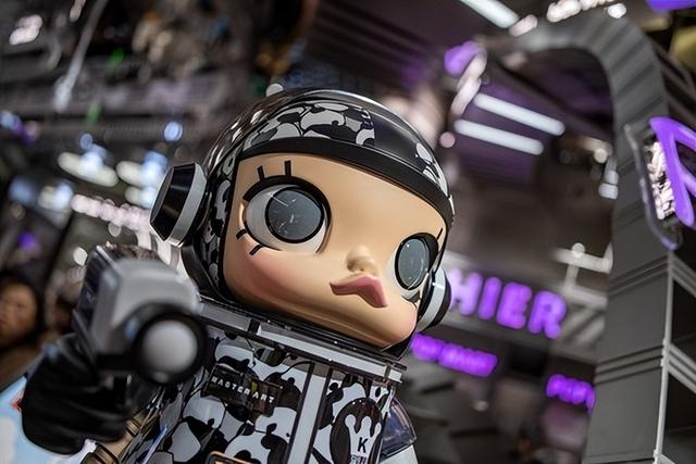 yn是什么牌子，1799元国产全画幅自动对焦镜头