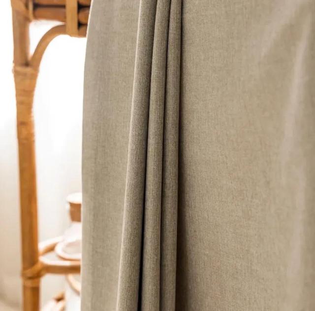 窗帘布哪种面料最好，窗帘布料哪种好（选购窗帘时选择什么材质好呢）