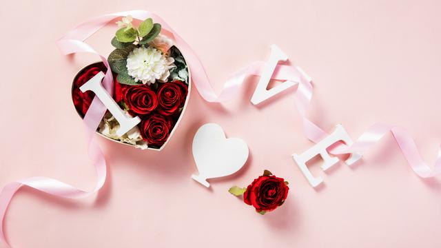 克制的感情会越来越深吗，男人感情越克制越沦陷（别等到失去了才明白）