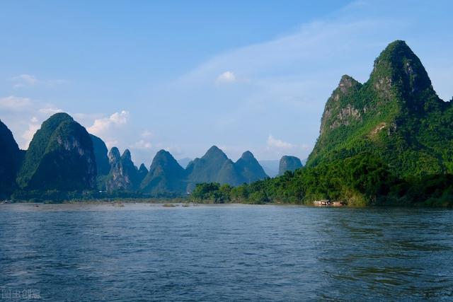 中國的旅遊景點都有哪些,中國的旅遊景點都有哪些城市(推薦國內10個必