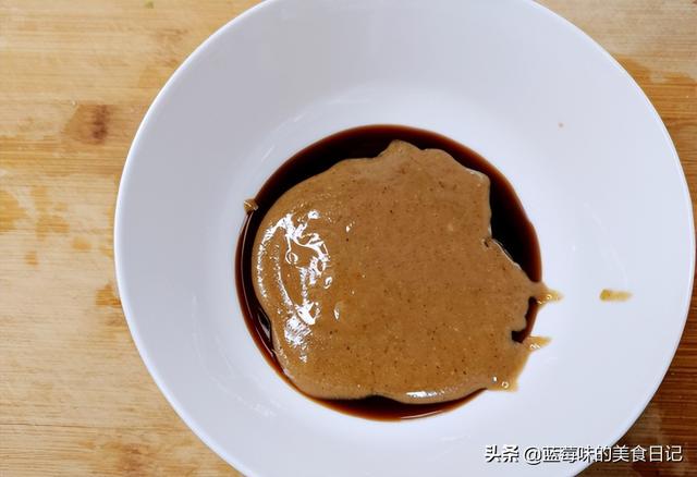 烤面筋的制作方法，微波炉烧烤面筋的制作方法（想吃街边烤面筋的不用出去买）