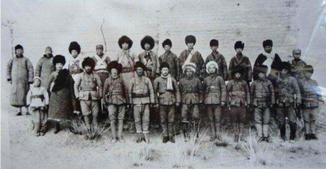 马家军的覆灭，马家军的凶残（毛泽东一向主张优待俘虏）