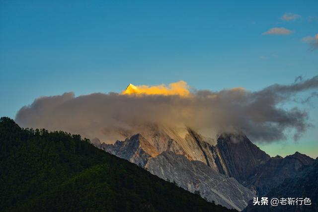 亚丁稻城旅游攻略，稻城亚丁自驾游攻略和费用（痛并快乐着的旅行）