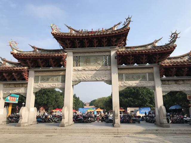 泉州旅游必去十大景点推荐，国内最适合穷游的10个地方（泉州必打卡的十处景点）