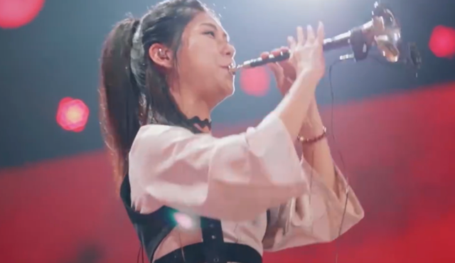 唢呐初学入门视频教程，唢呐入门教程（从农村走出来的唢呐女孩）