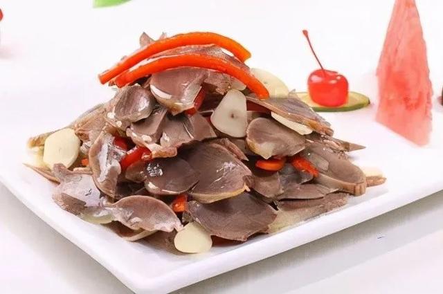 川味红烧肥肠怎么做，川味红烧肥肠的家常做法大全（这些做法值得大家参考）