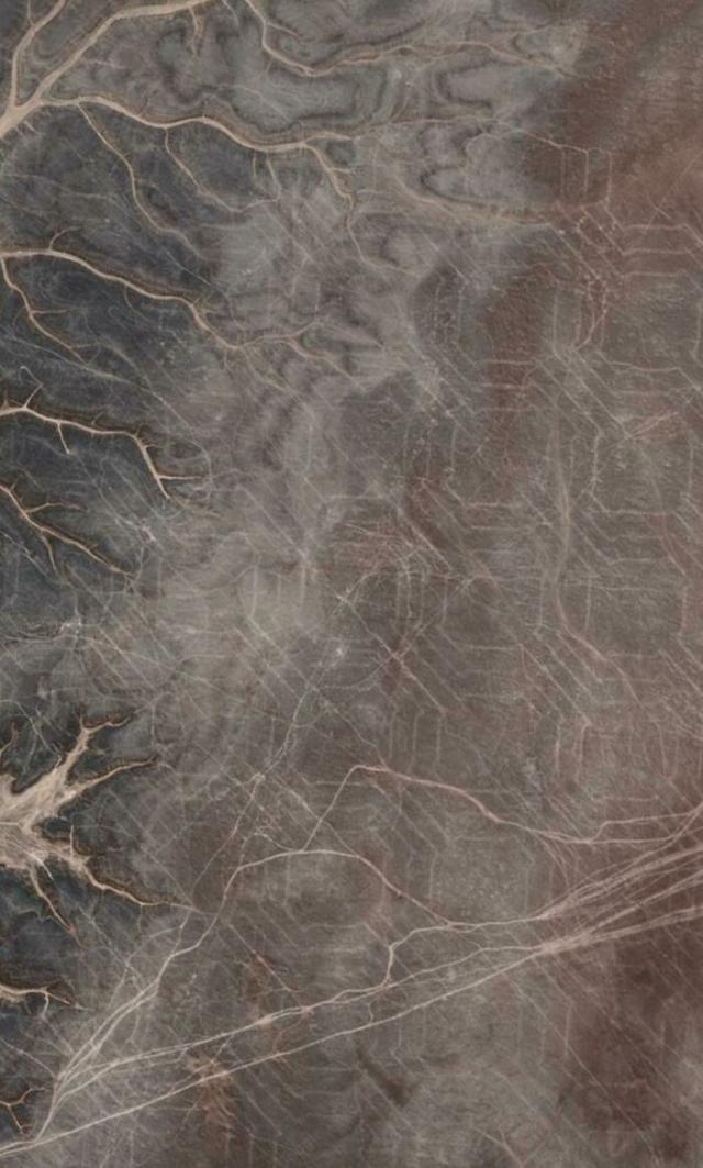 谷歌地球拍到的诡异景象，28个在谷歌地图上发现的诡异场景