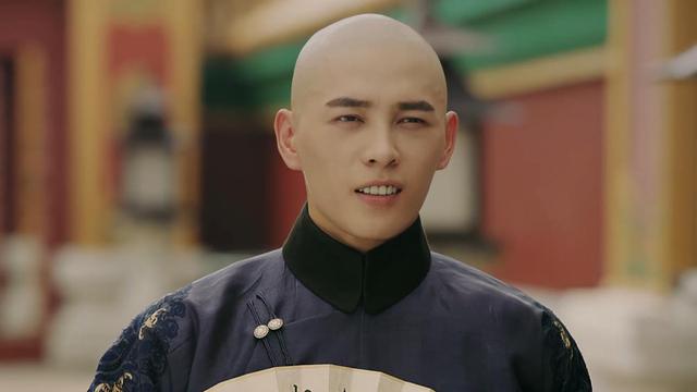 端妃的癫狂儿子，“戏精”弘昼为了活命，到底做了多少戏？