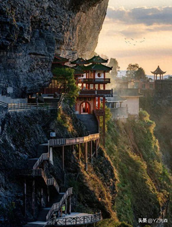“闽南第一山”——灵通山