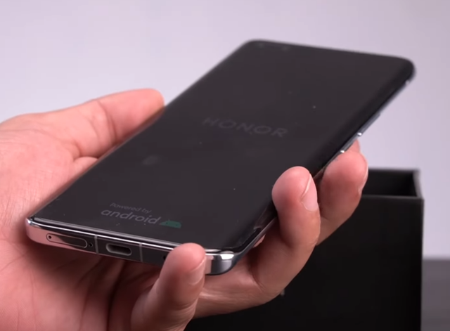 华为手机怎么看电池容量是多少，华为手机电池容量（华为Mate40Pro换到荣耀Magic4Pro）