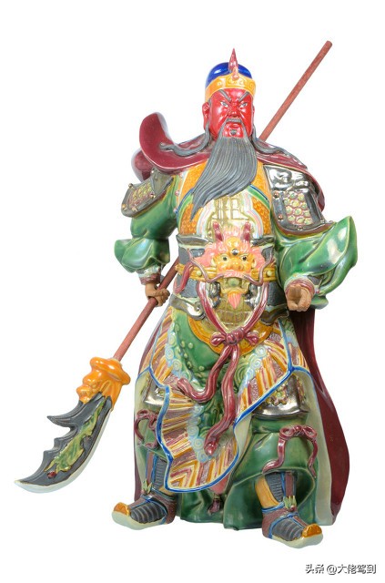 关羽在麦城突围，如果听王甫的建议走大路，是否会成功呢？
