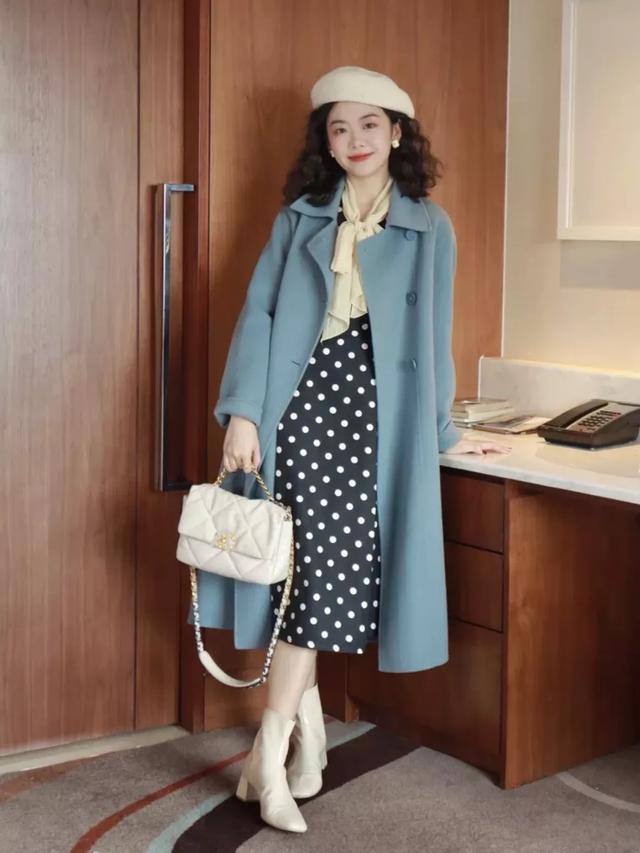 今年流行什么颜色，今年染发流行什么颜色2019（2022年度流行色都出来了）