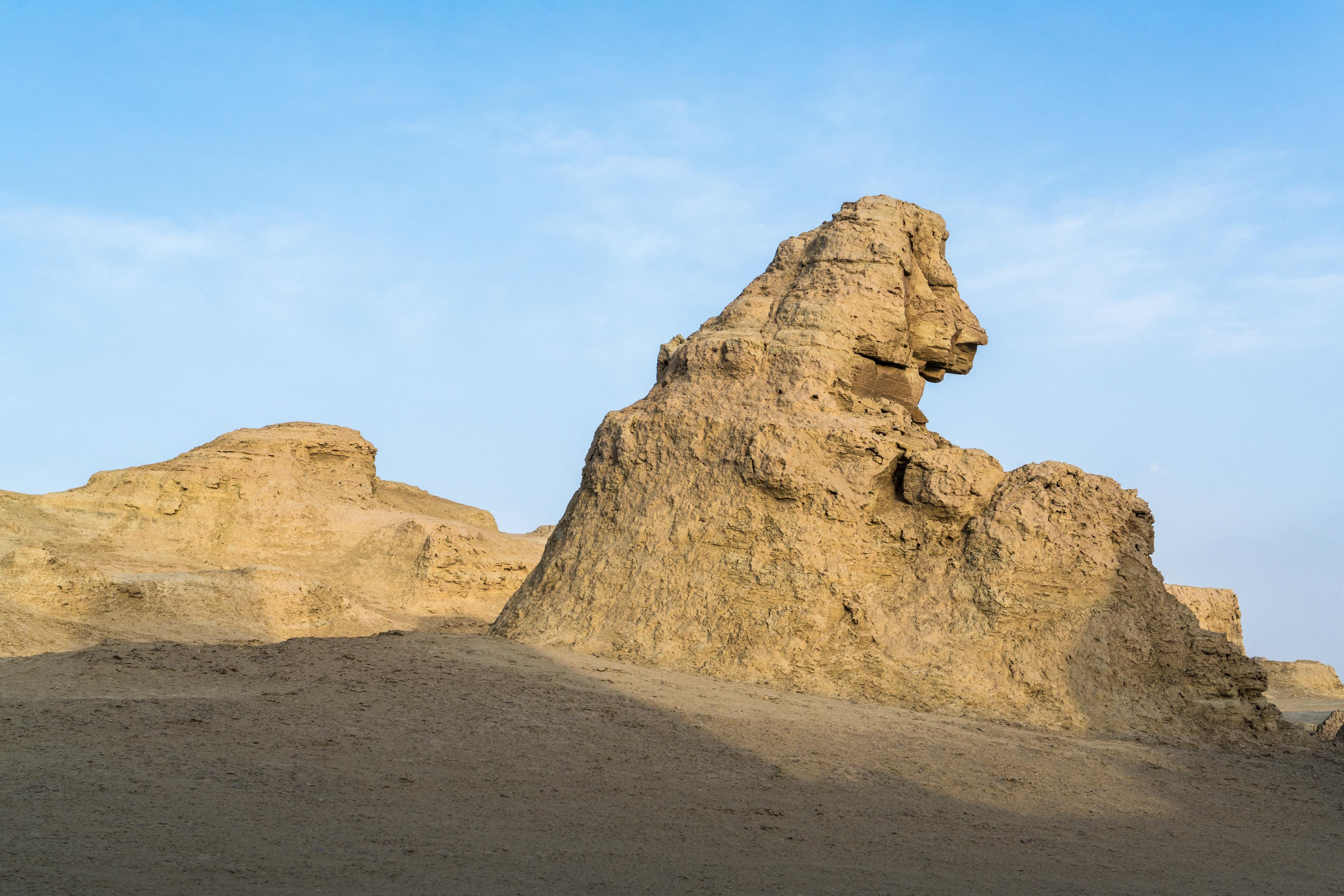 柴达木盆地位于哪个高原(中国地图青海省地图高清版)-米亚号